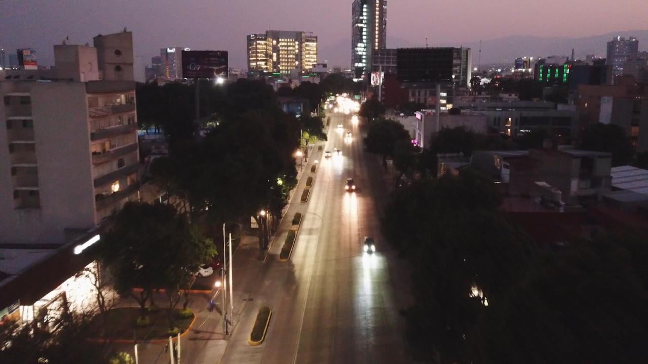 Hotel Patriotismo Città del Messico Esterno foto
